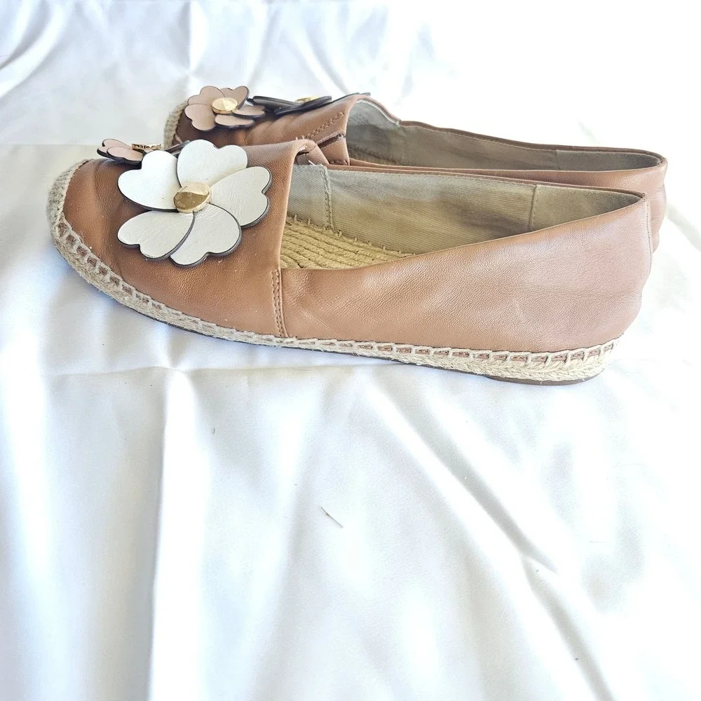 Michael Kors Lola Leather Flower Espadrille‎ Slip On Flats 5M